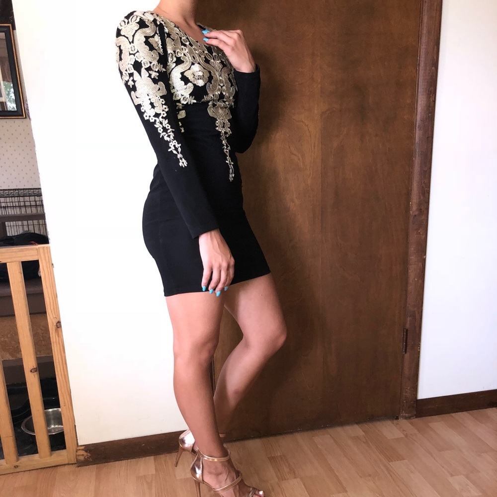 Long sleeve dress - Picture 3 of 5